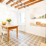 דירה Nel Cuore Del Dei Musei - Design E Stile