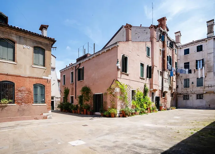 公寓 Nel Cuore Del Dei Musei - Design E Stile