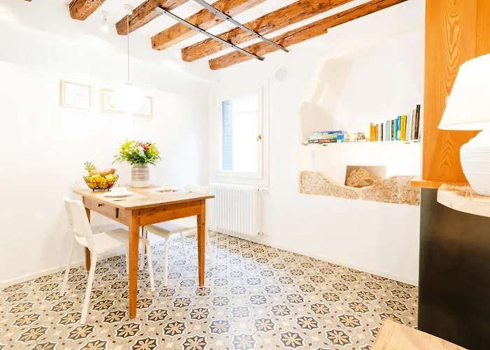 Appartement Nel Cuore Del Dei Musei - Design E Stile